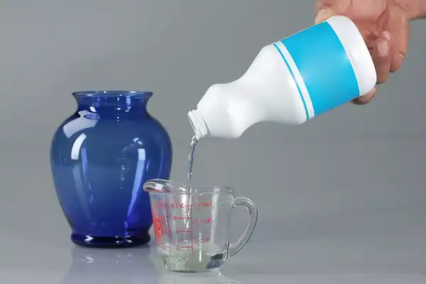 استفاده از محلول برای سفید کردن ظروف