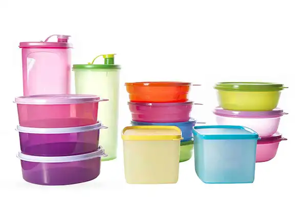 ظروف پلاستیک به رنگ های مختلف