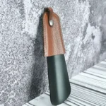 پاشنه کش جیبی فلزی با دسته چرمی